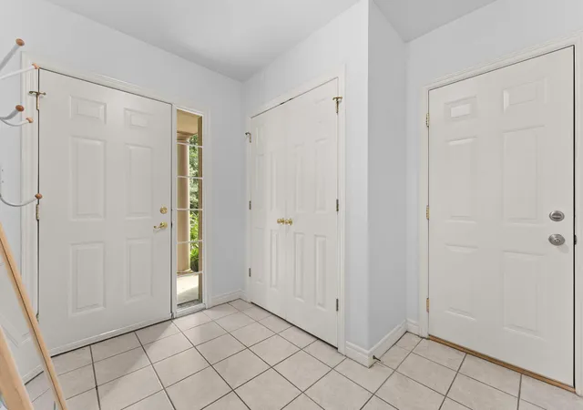 Photo 3 of Condo for sale at 5575 Hampshire Ln, Pittsfield Charter Township Washtenaw, MI 48197 | MLS# 81026045630 | Listing updated on 2026-09-10