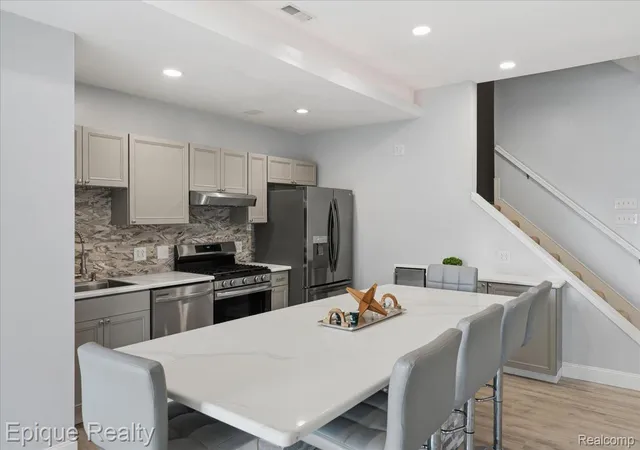 Photo 4 of Single family home for sale at 395 Indianwood Rd, Orion Charter Township Oakland, MI 48362 | MLS# 20261069004 | Listing updated on 2026-08-31