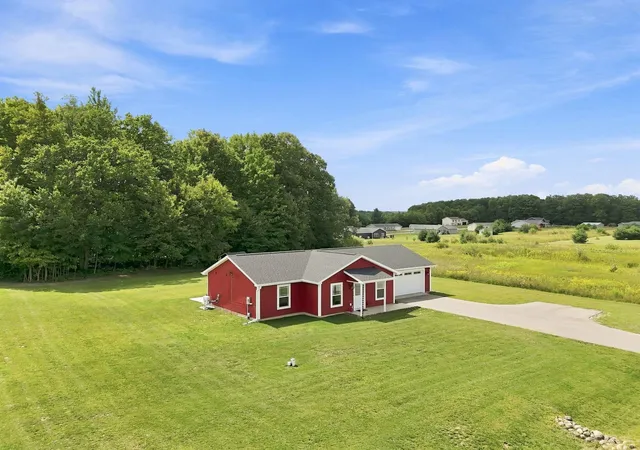 Photo 1 of Single family home for sale at 2177 Pebblebrook Dr, Mayfield Township Grand Traverse, MI 49649 | MLS# 78080072940 | Listing updated on 2026-08-30