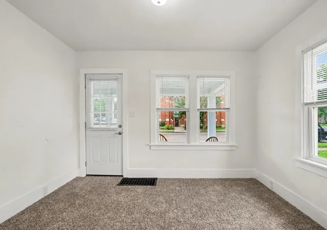 Photo 3 of Single family home for sale at 415-4155 Clay St, Niles City Berrien, MI 49120 | MLS# 69026045642 | Listing updated on 2026-08-31