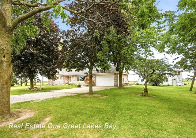 Photo 2 of Single family home for sale at 1449 S Farley Rd, Merritt Township Bay, MI 48747 | MLS# 61050220076 | Listing updated on 2026-09-01