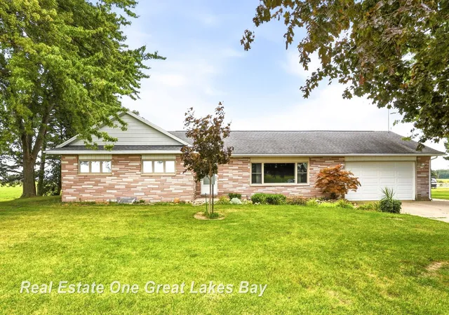 Photo 3 of Single family home for sale at 1449 S Farley Rd, Merritt Township Bay, MI 48747 | MLS# 61050220076 | Listing updated on 2026-09-01