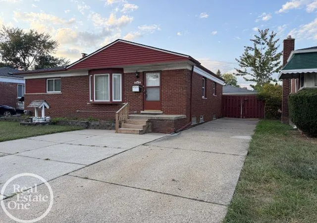 Photo 2 of Single family home for sale at 21419 E 13 Mile Rd, St Clair Shores City Macomb, MI 48082 | MLS# 58050220080 | Listing updated on 2026-09-09