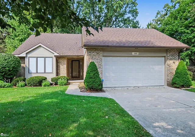 Condo for sale at 8280 Butternut Court Court, GrandBlancCharterTownship_Genesee, MI 48439 | MLS# 5050220082
