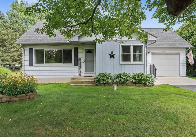 Photo 2 of Single family home for sale at 7708 N 41st St, Ross Township Kalamazoo, MI 49012 | MLS# 66026045672 | Listing updated on 2026-09-16