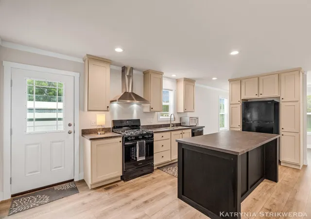 Photo 2 of Single family home for sale at 145 W Pin Oak Dr, Coopersville City Ottawa, MI 49404 | MLS# 65026045673 | Listing updated on 2026-08-28