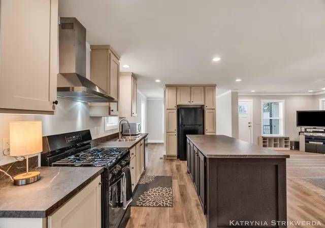 Photo 3 of Single family home for sale at 145 W Pin Oak Dr, Coopersville City Ottawa, MI 49404 | MLS# 65026045673 | Listing updated on 2026-08-28