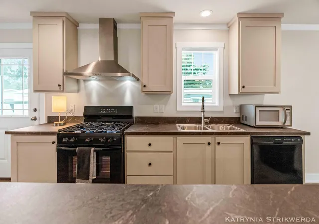 Photo 4 of Single family home for sale at 145 W Pin Oak Dr, Coopersville City Ottawa, MI 49404 | MLS# 65026045673 | Listing updated on 2026-08-28