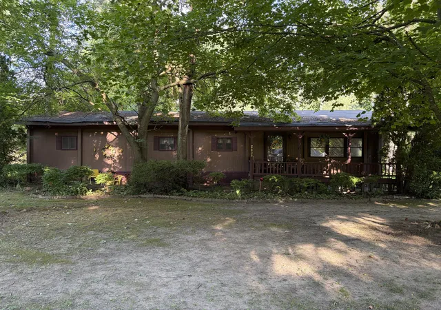 Photo 2 of Single family home for sale at 8830 Zion Rd, Rives Township Jackson, MI 49277 | MLS# 55026045675 | Listing updated on 2026-08-31