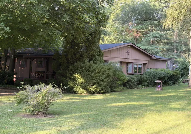 Photo 4 of Single family home for sale at 8830 Zion Rd, Rives Township Jackson, MI 49277 | MLS# 55026045675 | Listing updated on 2026-08-31