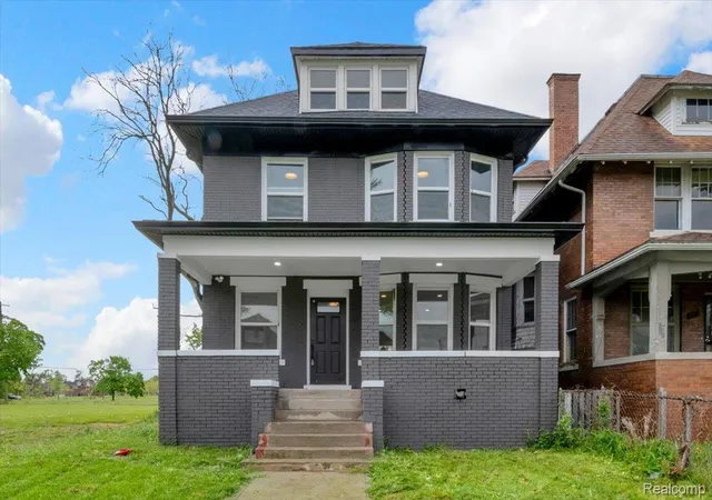 2nd image of 2181 Harding St, Detroit City Wayne, MI 48214 | MLS# 20261069041