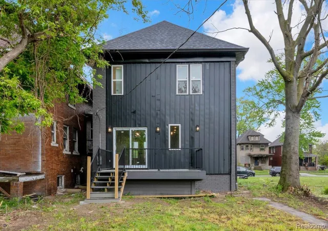32nd image of 2181 Harding St, Detroit City Wayne, MI 48214 | MLS# 20261069041