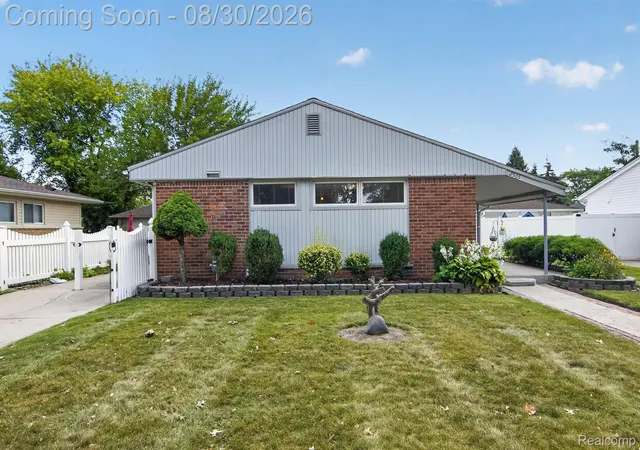 Photo 1 of Single family home for sale at 2565 Norwood Rd, Trenton City Wayne, MI 48183 | MLS# 20261069044 | Listing updated on 2026-09-11