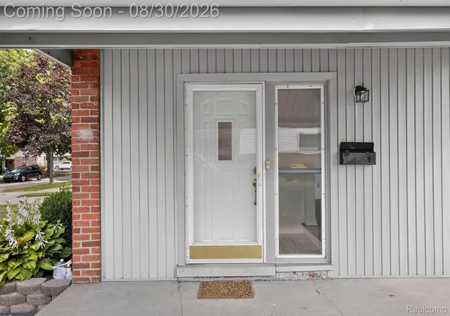 Photo 2 of Single family home for sale at 2565 Norwood Rd, Trenton City Wayne, MI 48183 | MLS# 20261069044 | Listing updated on 2026-09-11