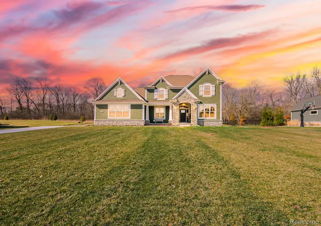 Photo 1 of Single family home for sale at 3718 Cornwell Ct, Ann Arbor Charter Township Washtenaw, MI 48105 | MLS# 20261069046 | Listing updated on 2026-09-12