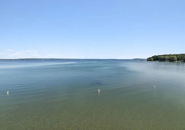 Photo 3 of Single family home for sale at 1100 Peninsula Dr, Traverse City City Grand Traverse, MI 49686 | MLS# 78080072945 | Listing updated on 2026-08-31