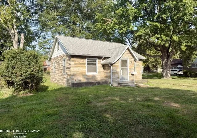 Photo 2 of Single family home for sale at 22485 Le Fever Ave, Warren City Macomb, MI 48091 | MLS# 58050220092 | Listing updated on 2026-09-18