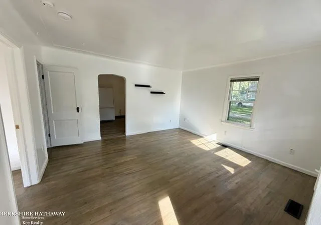 Photo 3 of Single family home for sale at 22485 Le Fever Ave, Warren City Macomb, MI 48091 | MLS# 58050220092 | Listing updated on 2026-09-18
