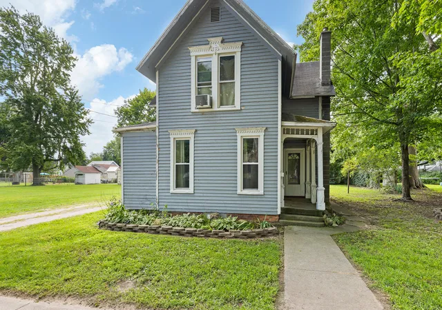Photo 1 of Single family home for sale at 130 E Union St, Morenci City Lenawee, MI 49256 | MLS# 81026045693 | Listing updated on 2026-08-28