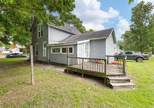 Photo 3 of Single family home for sale at 130 E Union St, Morenci City Lenawee, MI 49256 | MLS# 81026045693 | Listing updated on 2026-08-28