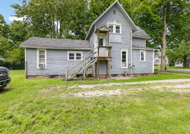 Photo 5 of Single family home for sale at 130 E Union St, Morenci City Lenawee, MI 49256 | MLS# 81026045693 | Listing updated on 2026-08-28