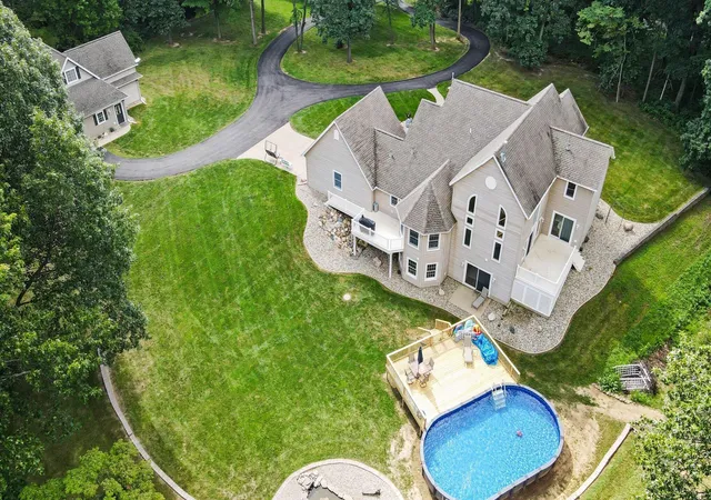 Photo 2 of Single family home for sale at 58411 E Clear Lake Rd, Fabius Township St Joseph, MI 49093 | MLS# 68026045694 | Listing updated on 2026-09-07