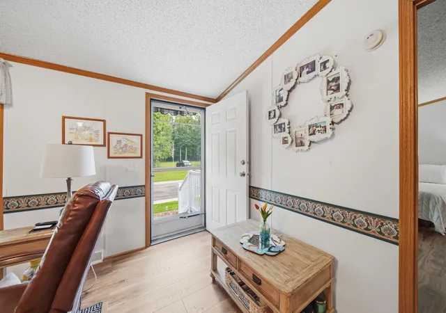 Photo 3 of Single family home for sale at 800 Missouri River Dr, Adrian City Lenawee, MI 49221 | MLS# 81026045696 | Listing updated on 2026-08-28