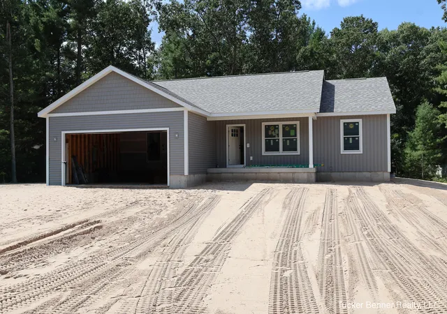 Single family home for sale at 6243 Wasatch Ln, DaltonTownship_Muskegon, MI 49457 | MLS# 71026045709