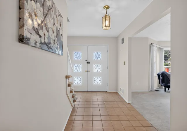 Photo 3 of Single family home for sale at 3829 W Walmont Rd, Summit Township Jackson, MI 49203 | MLS# 55026045716 | Listing updated on 2026-09-14