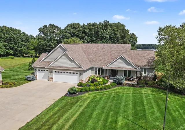 Single family home for sale at 2421 Hickory Rdg, CharlestonTownship_Kalamazoo, MI 49053 | MLS# 66026045714