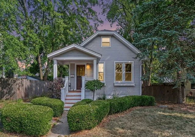 Photo 1 of Single family home for sale at 2190 Franklin Rd, Berkley City Oakland, MI 48072 | MLS# 81026045717 | Listing updated on 2026-08-28