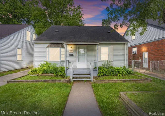 Photo 1 of Single family home for sale at 19950 Norborne, Redford Charter Township Wayne, MI 48240 | MLS# 20261069095 | Listing updated on 2026-08-29