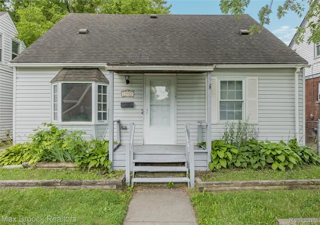 Photo 2 of Single family home for sale at 19950 Norborne, Redford Charter Township Wayne, MI 48240 | MLS# 20261069095 | Listing updated on 2026-08-29