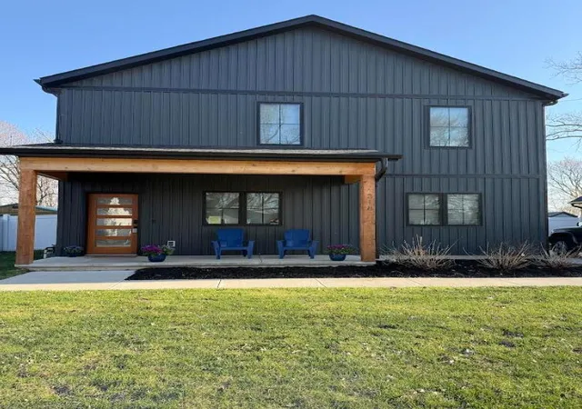 Photo 1 of Single family home for sale at 318 Edgell St, South Haven City Van Buren, MI 49090 | MLS# 66026045722 | Listing updated on 2026-08-28