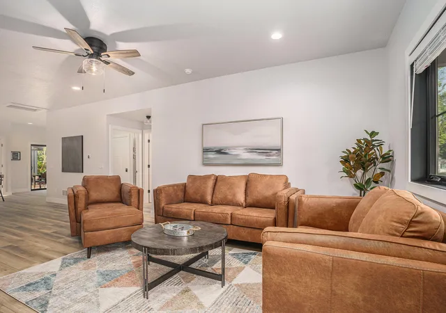 Photo 3 of Single family home for sale at 318 Edgell St, South Haven City Van Buren, MI 49090 | MLS# 66026045722 | Listing updated on 2026-08-28