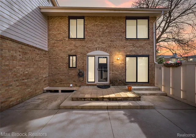 Photo 1 of Condo for sale at 7451 Pebble Pt, West Bloomfield Charter Township Oakland, MI 48322 | MLS# 20261069109 | Listing updated on 2026-08-29