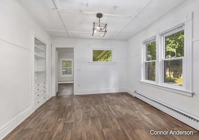 Photo 3 of Single family home for sale at 543 Leonard St Ne, Grand Rapids City Kent, MI 49503 | MLS# 65026045732 | Listing updated on 2026-10-02