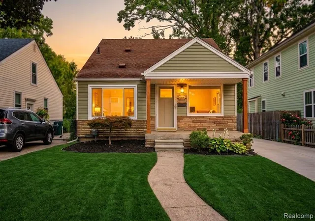 Photo 1 of Single family home for sale at 505 S Minerva Ave, Royal Oak City Oakland, MI 48067 | MLS# 20261069127 | Listing updated on 2026-10-03