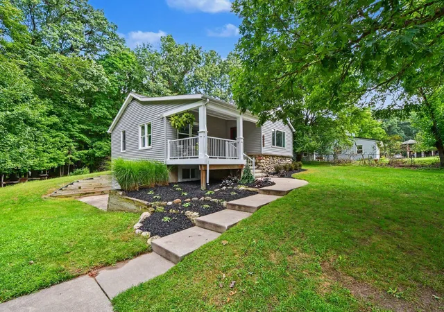 Photo 2 of Single family home for sale at 7911 68th St Se, Caledonia Township Kent, MI 49302 | MLS# 65026045734 | Listing updated on 2026-09-16