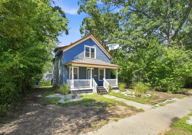 Photo 2 of Single family home for sale at 2611 Wood St, Muskegon Heights City Muskegon, MI 49444 | MLS# 65026045742 | Listing updated on 2026-09-10