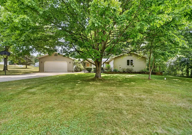 Photo 3 of Single family home for sale at 17334 10 Mile Rd, Emmett Charter Township Calhoun, MI 49014 | MLS# 64026045748 | Listing updated on 2026-08-28