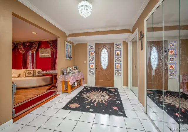 Photo 4 of Single family home for sale at 30991 Oak Valley Ct, Farmington Hills City Oakland, MI 48331 | MLS# 20261069167 | Listing updated on 2026-09-02