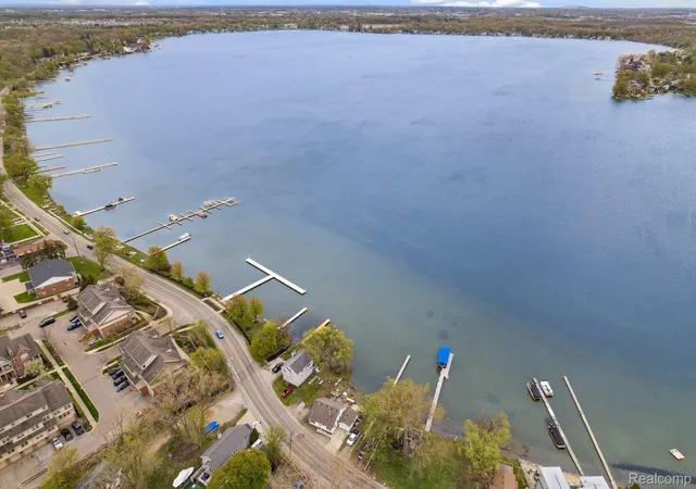 Photo 3 of Condo for sale at 488 Village Dr, Walled Lake City Oakland, MI 48390 | MLS# 20261069179 | Listing updated on 2026-08-29