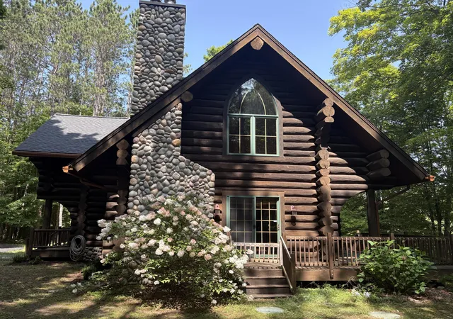Photo 3 of Single family home for sale at 18821 Moore Rd, Springdale Township Manistee, MI 49683 | MLS# 67026045767 | Listing updated on 2026-08-28