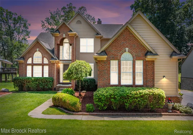 Single family home for sale at 2322 Sandlewood Dr, WhiteLakeCharterTownship_Oakland, MI 48383 | MLS# 20261069185
