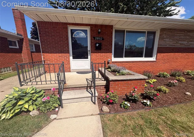 Photo 2 of Single family home for sale at 28102 Brush St, Madison Heights City Oakland, MI 48071 | MLS# 20261069191 | Listing updated on 2026-09-18