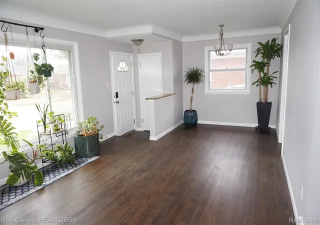 Photo 4 of Single family home for sale at 28102 Brush St, Madison Heights City Oakland, MI 48071 | MLS# 20261069191 | Listing updated on 2026-10-18