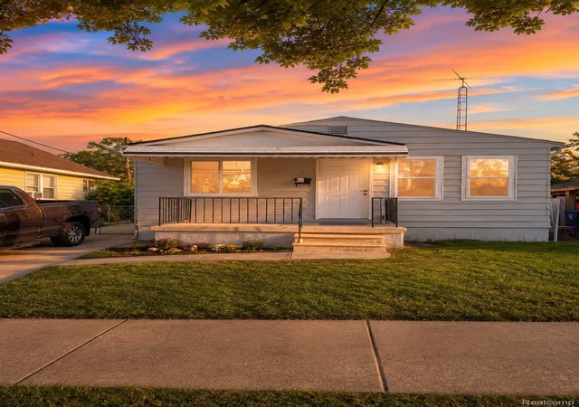 Photo 1 of Single family home for sale at 1126 Ossington Ave, Flint City Genesee, MI 48507 | MLS# 20261069203 | Listing updated on 2026-08-30
