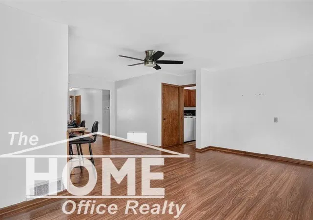 Photo 5 of Single family home for sale at 824 Krust Dr, Owosso City Shiawassee, MI 48867 | MLS# 5050220145 | Listing updated on 2026-08-28