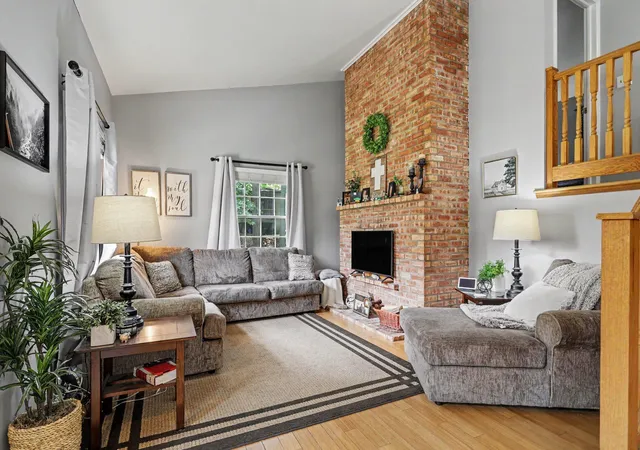 Photo 3 of Single family home for sale at 333 N Grand St, Marshall City Calhoun, MI 49068 | MLS# 64026045789 | Listing updated on 2026-08-28